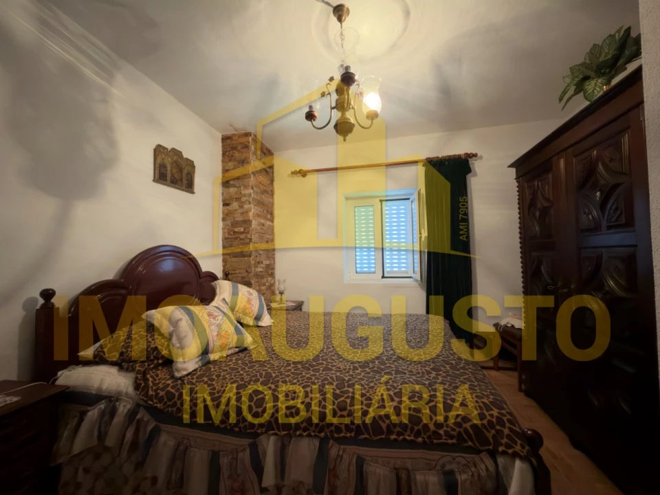 Moradia T3 para Venda em Cerdeira Foto 11