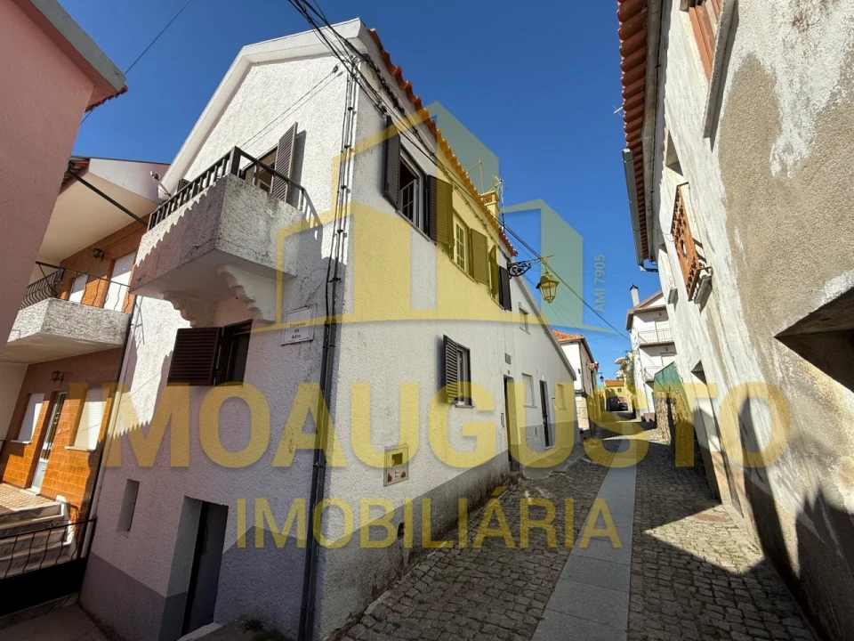 Moradia T1 para Venda em Teixoso e Sarzedo Foto 1