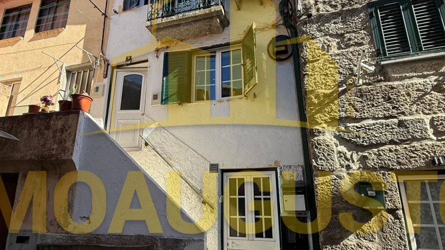 Moradia T2 para Venda em Arcozelo