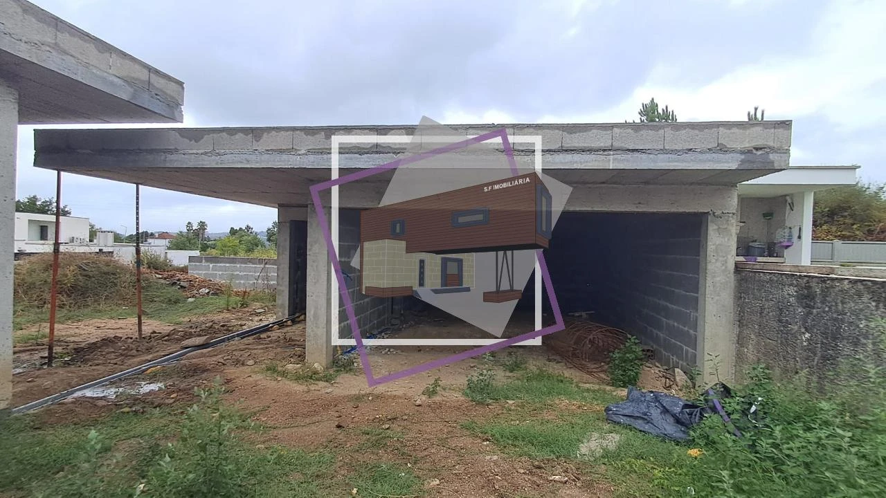 Moradia T3 para Venda em Mazedo e Cortes Foto 4