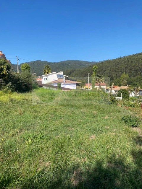 Terreno para Venda em Silva Escura e Dornelas