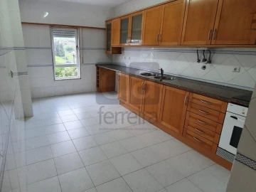 Apartamento T2 para Venda em Queluz e Belas
