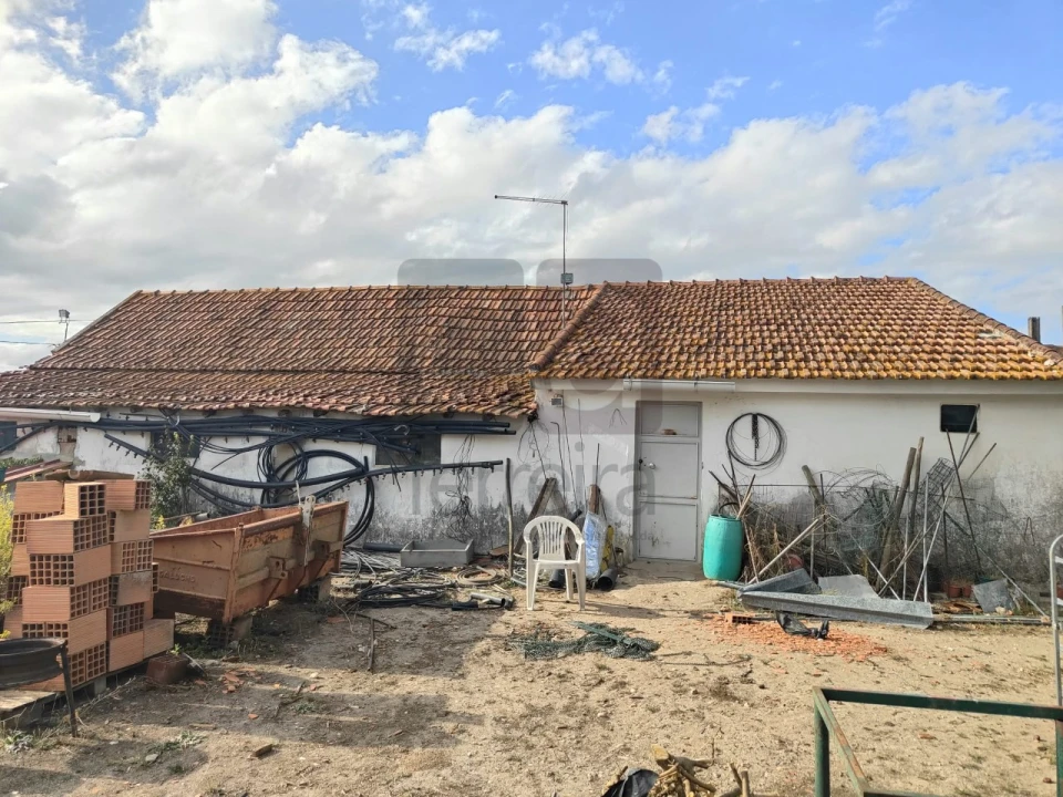 Moradia T2 para Venda em Alpiarça Foto 2
