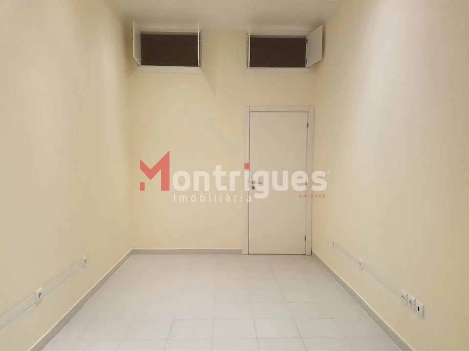 Loja para Arrendamento em Moscavide e Portela Foto 3
