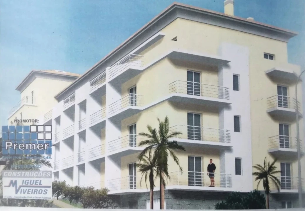 Apartamento T2 para Venda em Caniço Foto 29
