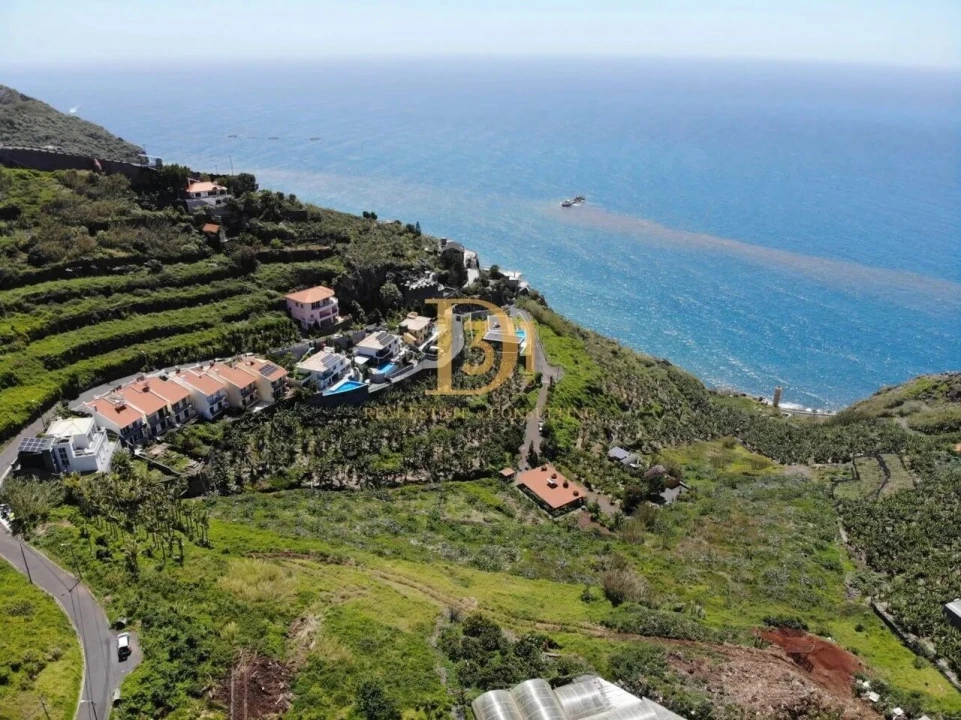 Terreno para Venda em Ribeira Brava Foto 11