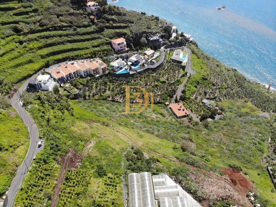 Terreno para Venda em Ribeira Brava Foto 18