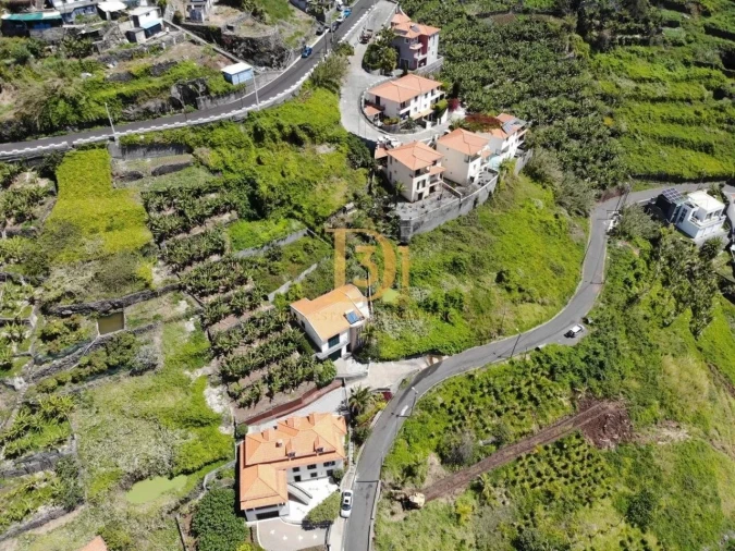 Terreno para Venda em Ribeira Brava Foto 19