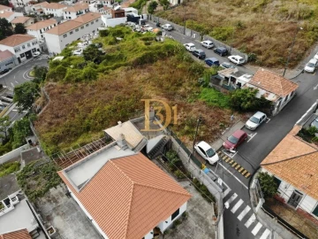 Terreno para Venda em Funchal (São Pedro)
