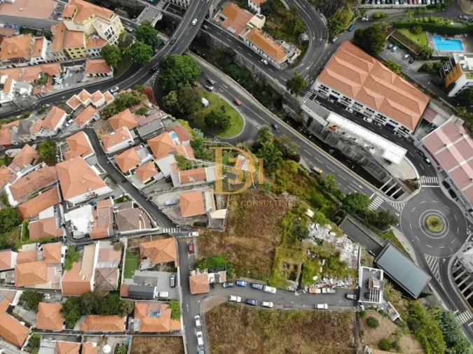 Terreno para Venda em Funchal (São Pedro) Foto 9