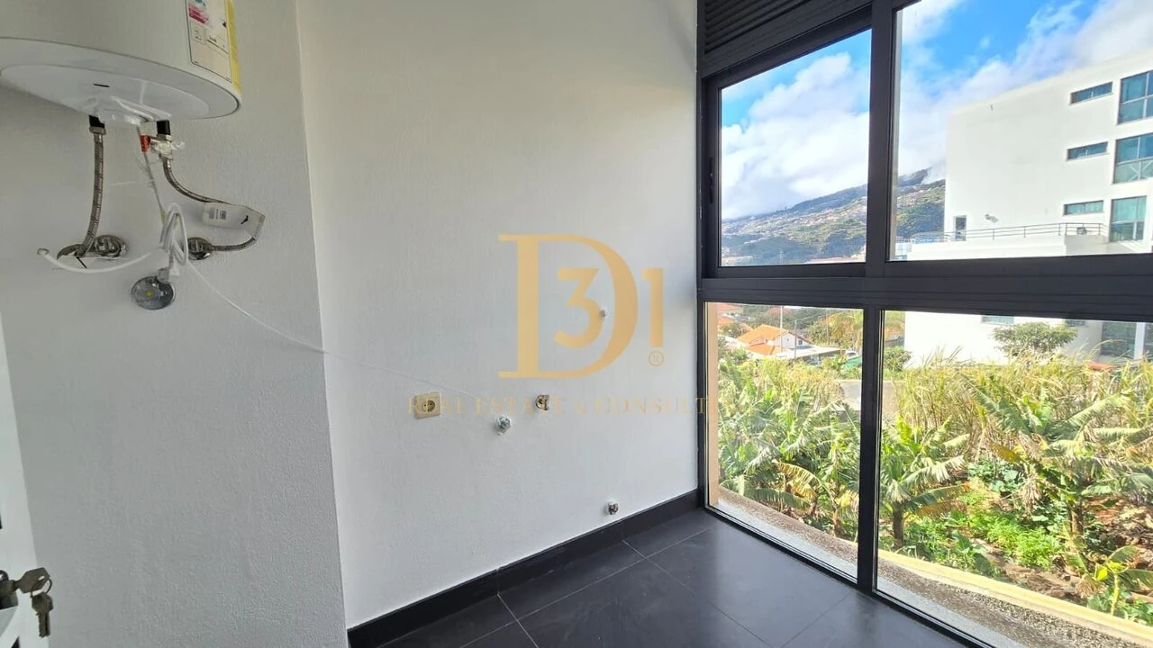 Apartamento T2 para Venda em Santo Antonio Foto 16