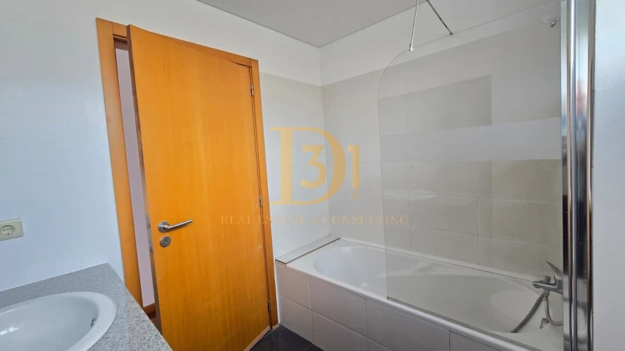 Apartamento T2 para Venda em Santo Antonio Foto 10