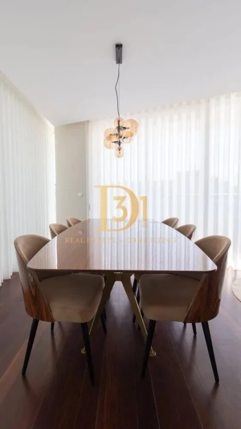 Apartamento T4 para Venda em Funchal (São Pedro)