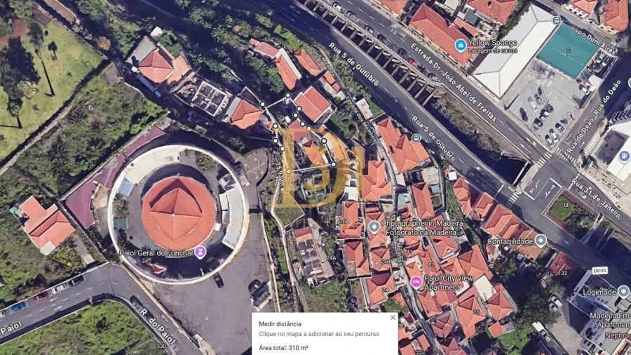Moradia T4 para Venda em Funchal (São Pedro)