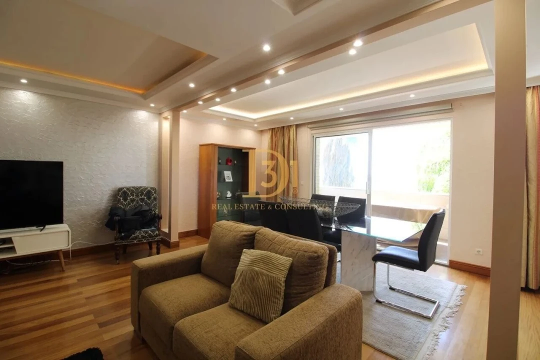Apartamento T4 para Venda em São Martinho Foto 10