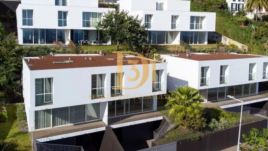 Moradia T4 para Venda em São Martinho