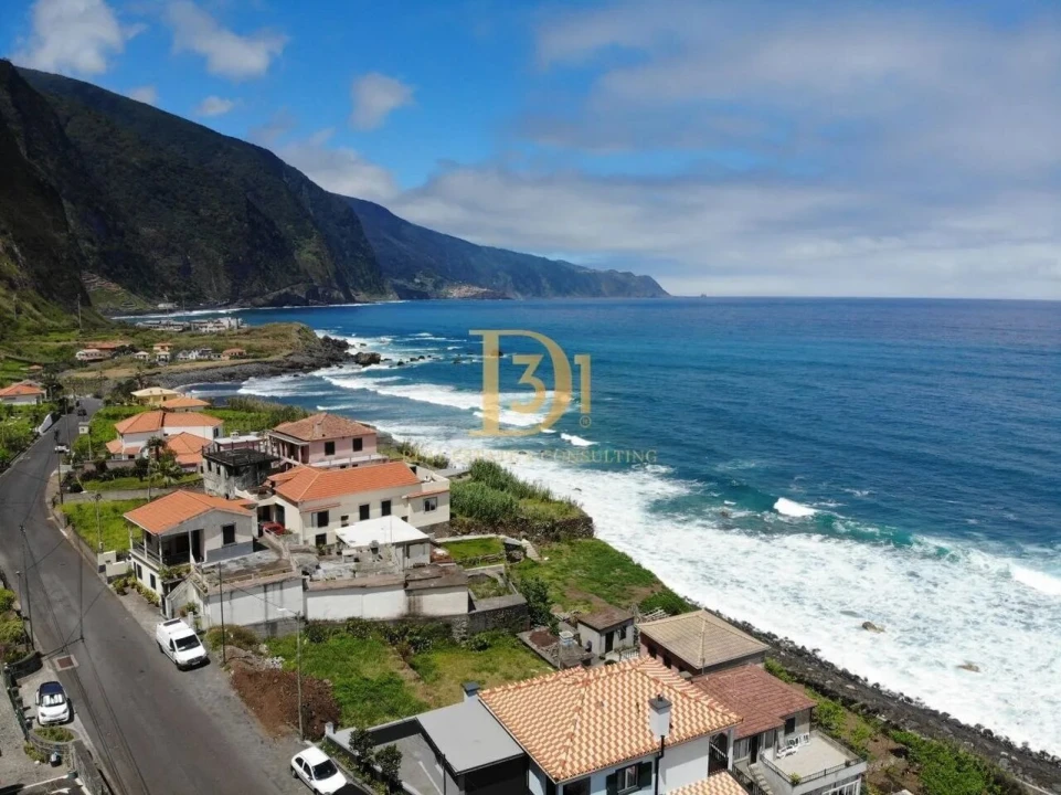 Moradia T4 para Venda em São Vicente Foto 4