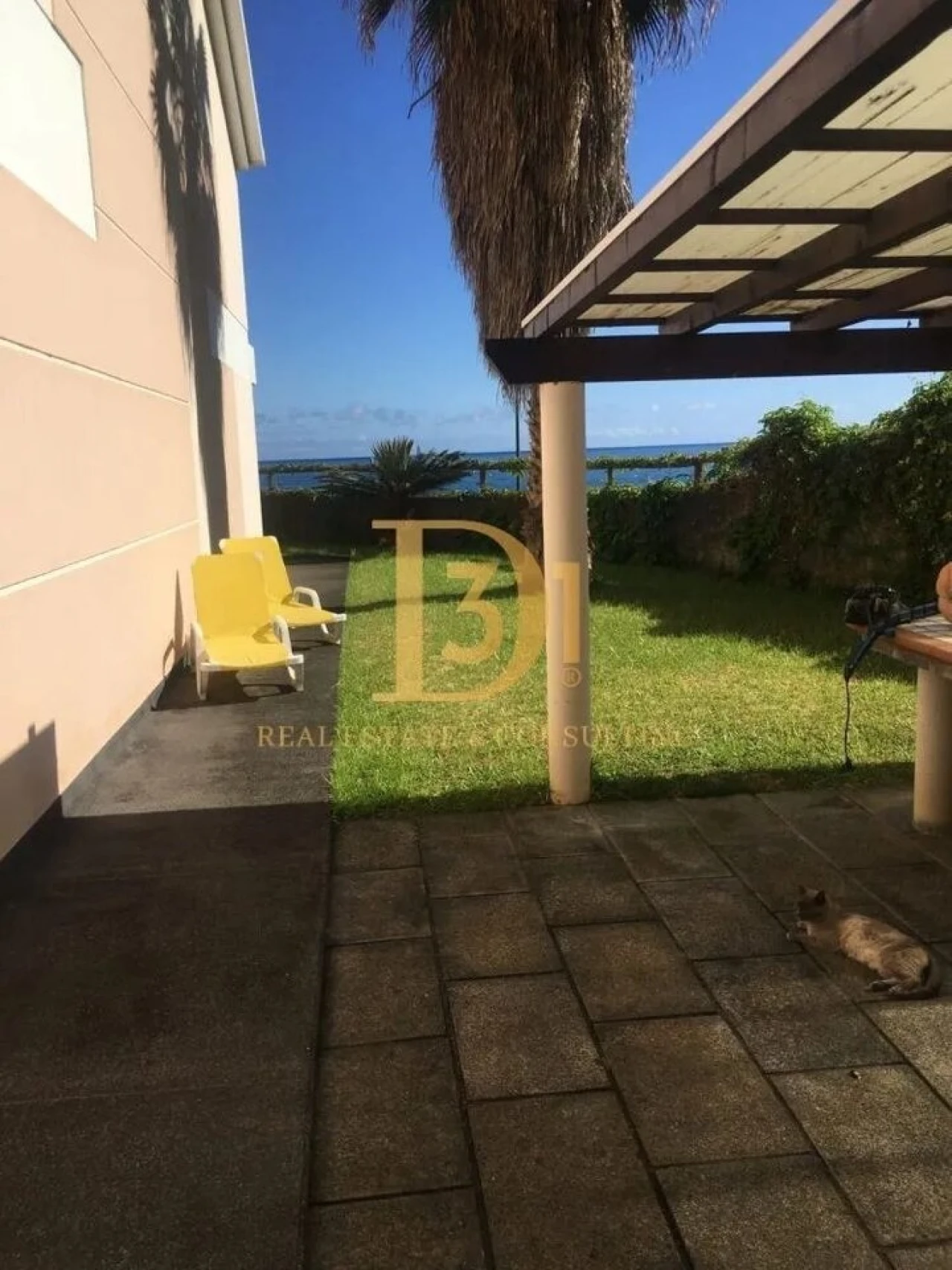 Moradia T3 para Venda em São Vicente Foto 1