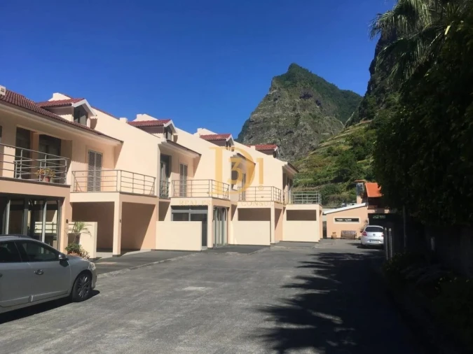 Moradia T3 para Venda em São Vicente Foto 7