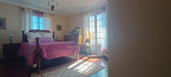 Moradia T4 para Venda em Funchal (Santa Maria Maior)