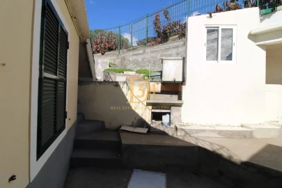 Moradia T3 para Venda em Funchal (São Pedro)