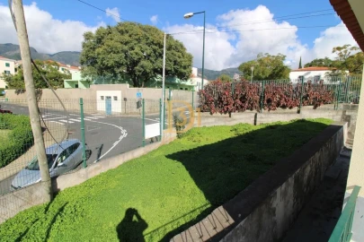 Moradia T3 para Venda em Funchal (São Pedro)