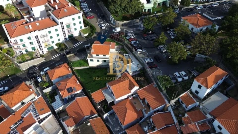 Moradia T3 para Venda em Funchal (São Pedro)