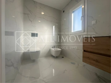 Moradia T3 para Venda em Fernao Ferro
