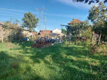 Terreno para Venda em Canedo, Vale e Vila Maior