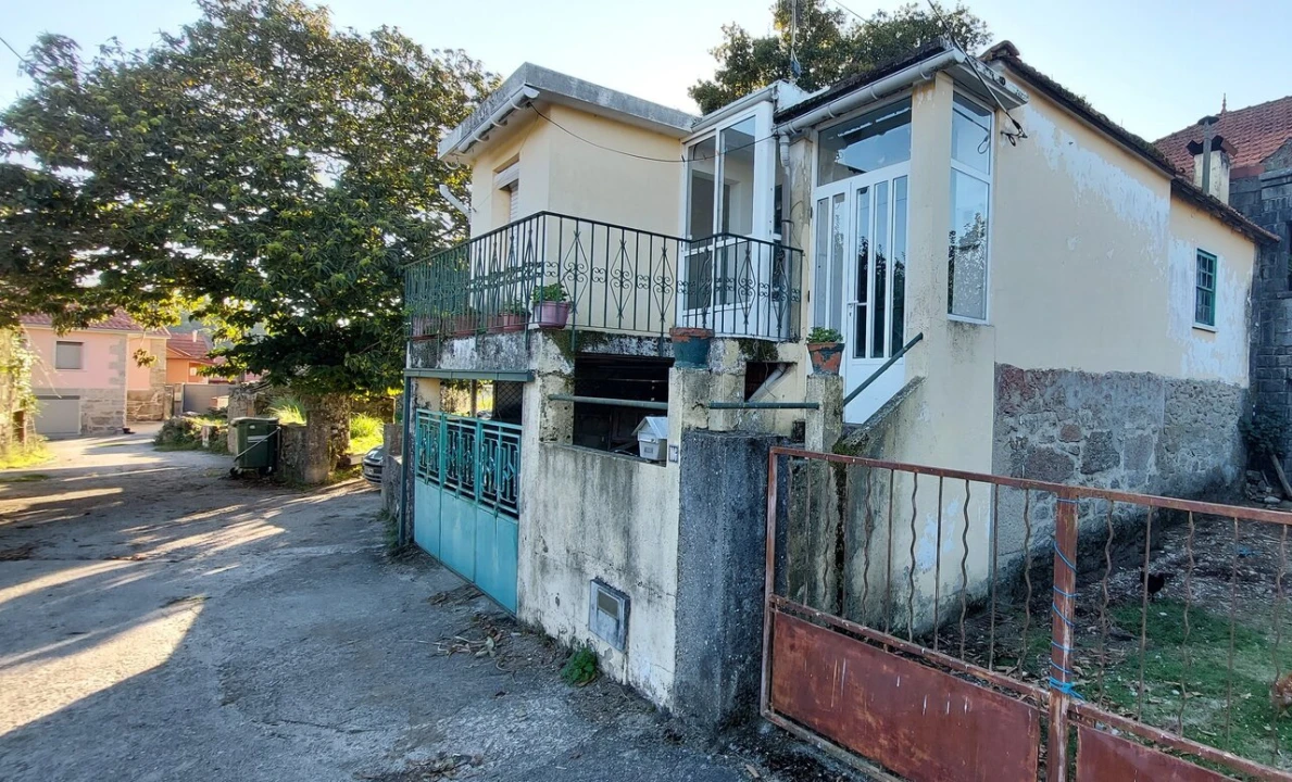 Moradia T2 para Venda em Fiães Foto 1