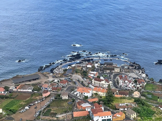 Terreno para Venda em Porto Moniz Foto 13