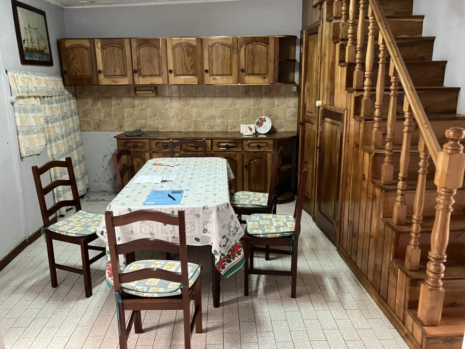 Moradia T3 para Venda em Rabo de Peixe Foto 8