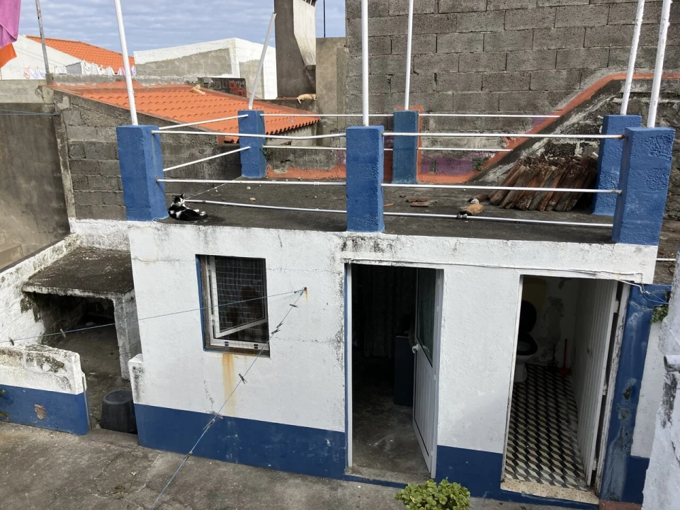 Moradia T3 para Venda em Rabo de Peixe Foto 13