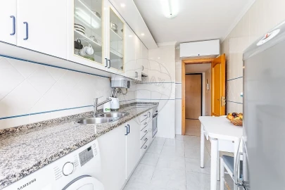Apartamento T2 para Venda em Cacém e São Marcos