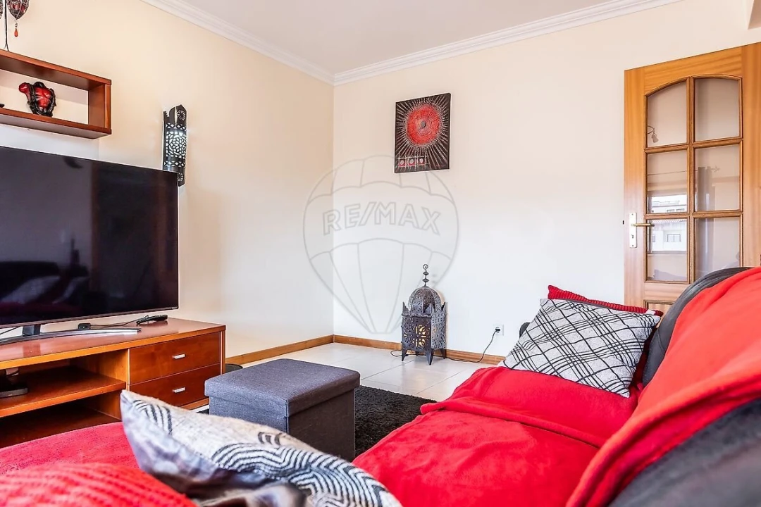 Apartamento T2 para Venda em Cacém e São Marcos Foto 6