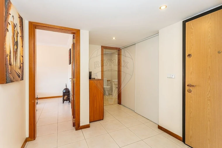 Apartamento T2 para Venda em Cacém e São Marcos Foto 9