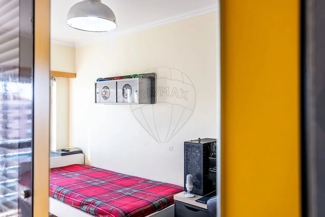 Apartamento T2 para Venda em Cacém e São Marcos Foto 17
