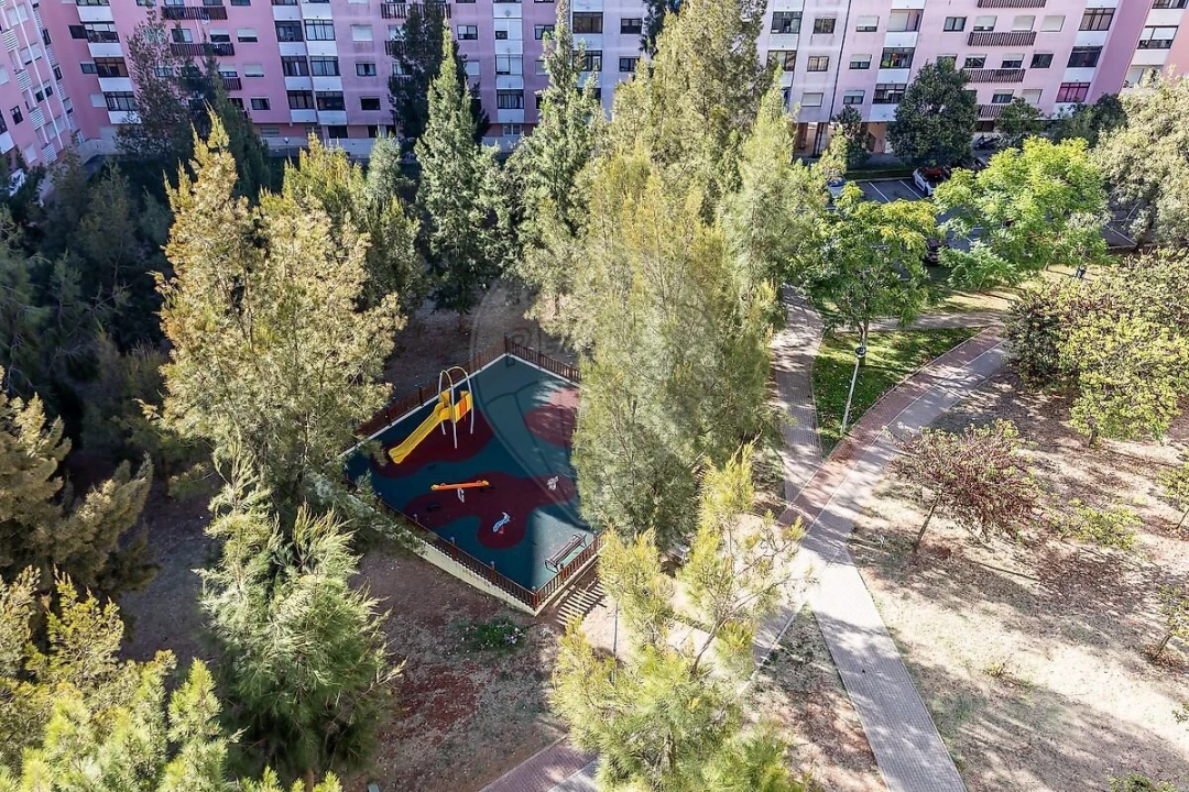 Apartamento T2 para Venda em Cacém e São Marcos Foto 21