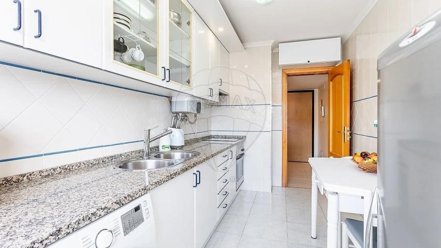 Apartamento T2 para Venda em Cacém e São Marcos