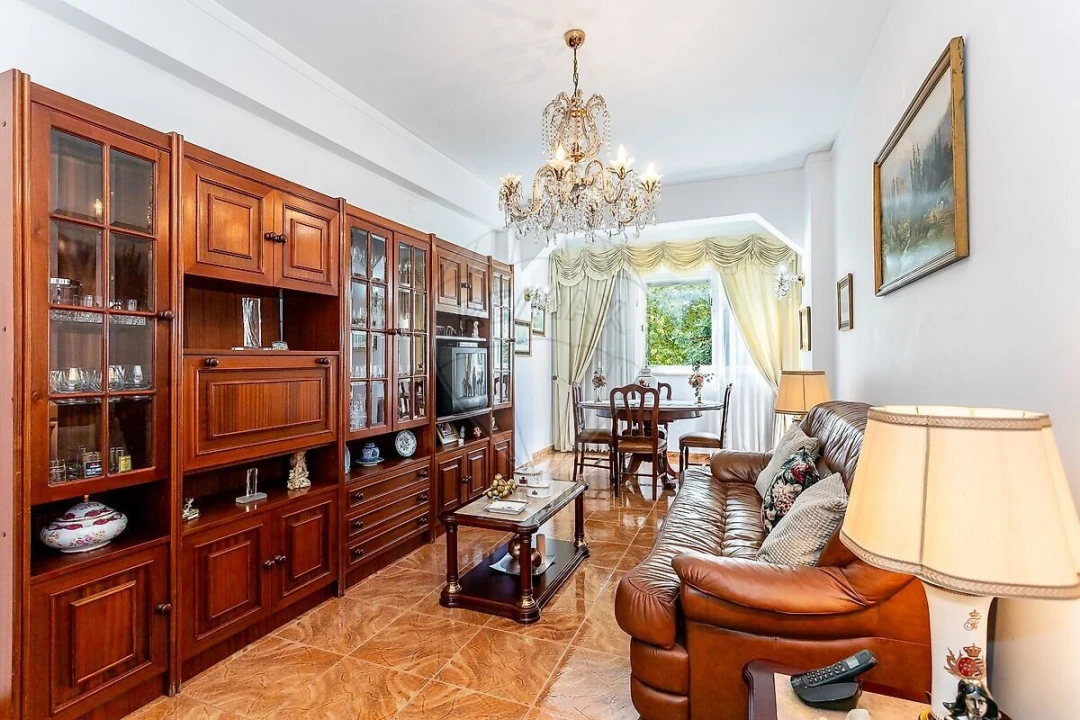 Apartamento T2 para Venda em Odivelas Foto 4