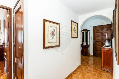 Apartamento T2 para Venda em Odivelas