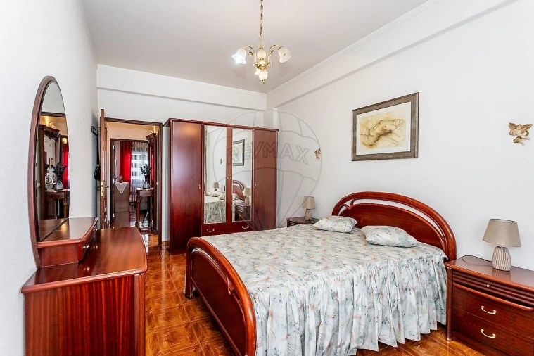 Apartamento T2 para Venda em Odivelas Foto 12