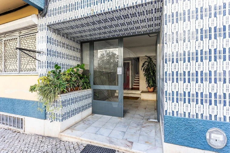 Apartamento T2 para Venda em Odivelas Foto 15
