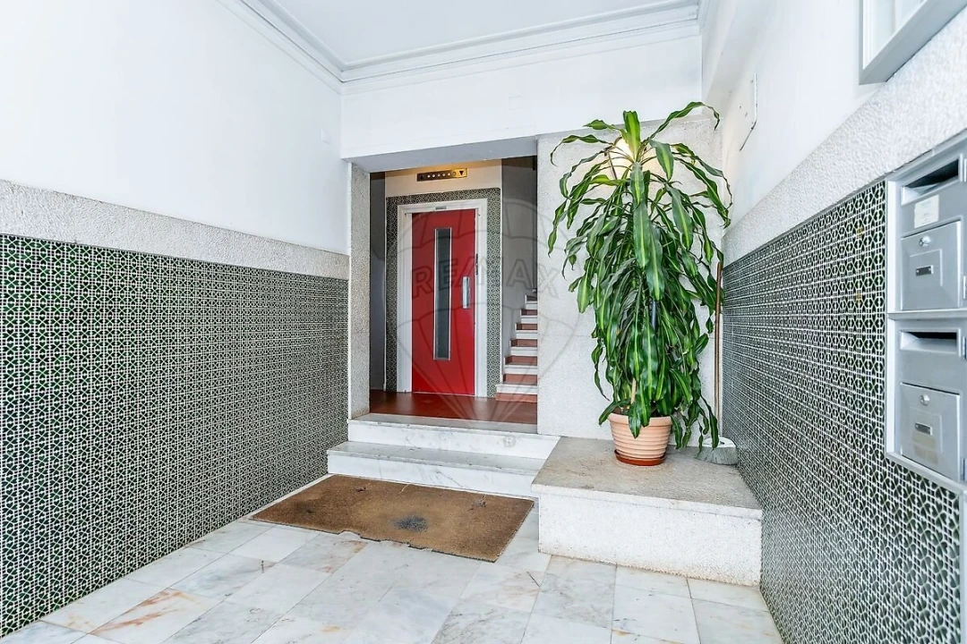 Apartamento T2 para Venda em Odivelas Foto 14