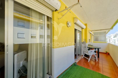 Apartamento T3 para Venda em Charneca de Caparica e Sobreda
