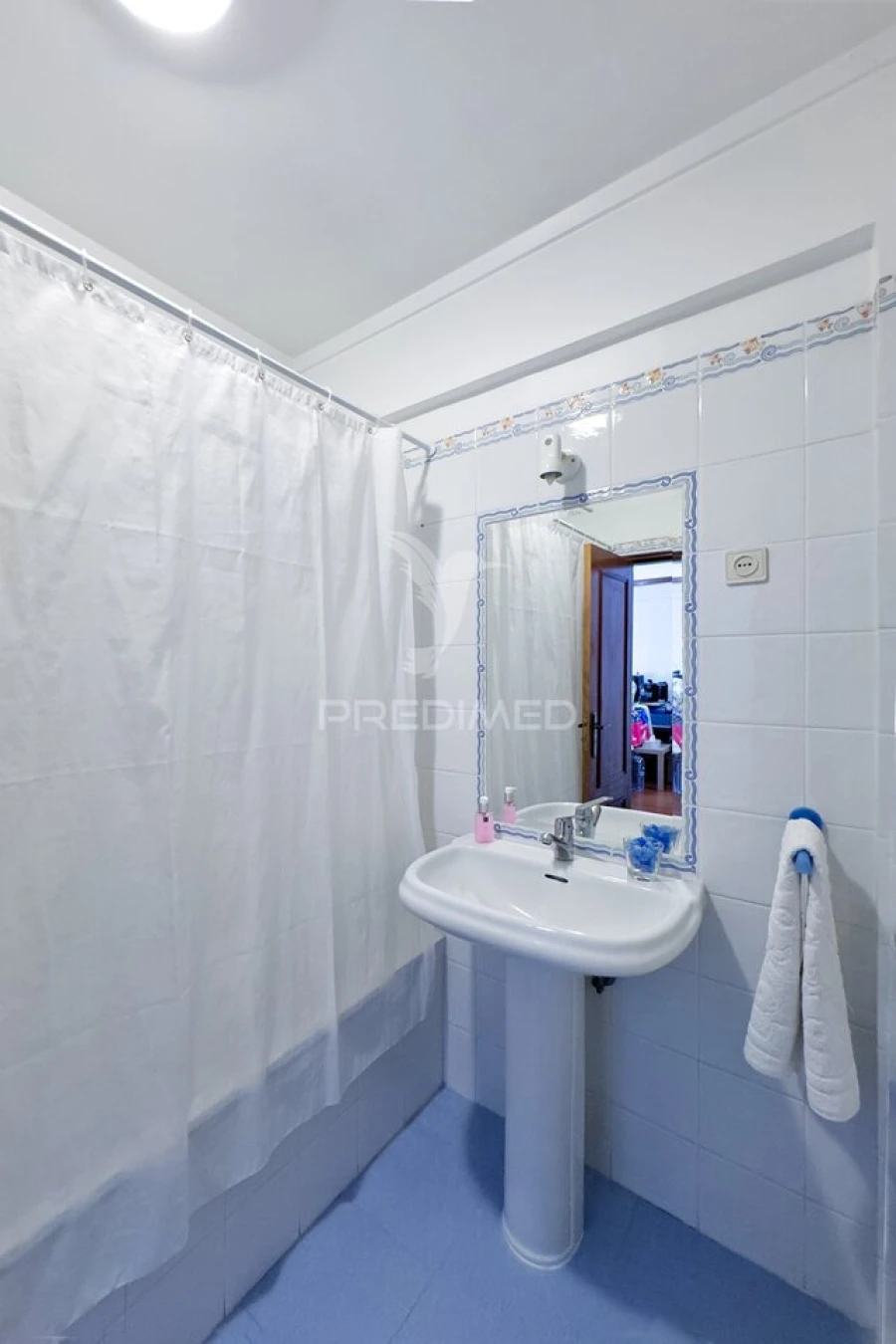 Apartamento T3 para Venda em Charneca de Caparica e Sobreda Foto 12