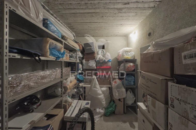 Apartamento T3 para Venda em Charneca de Caparica e Sobreda Foto 30