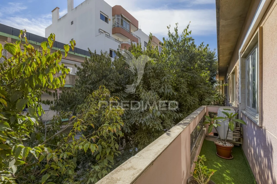 Apartamento T3 para Venda em Portimão Foto 24