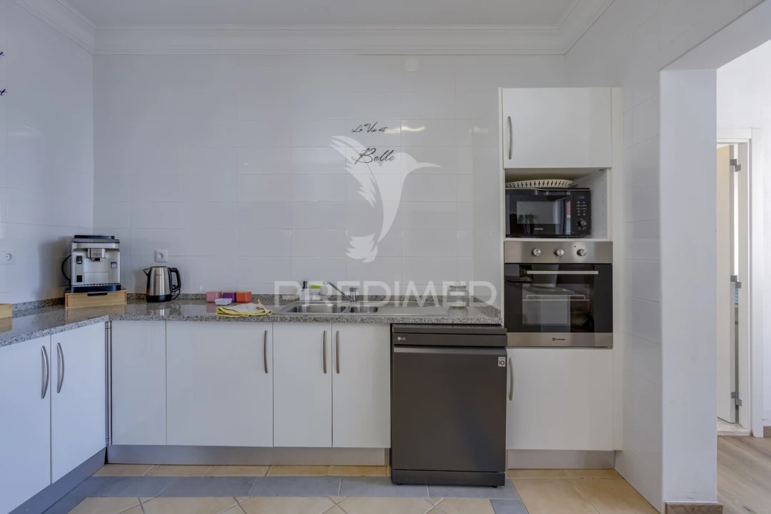 Apartamento T3 para Venda em Portimão Foto 8