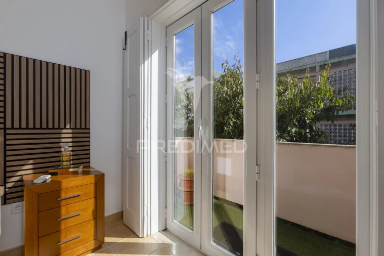 Apartamento T3 para Venda em Portimão Foto 15